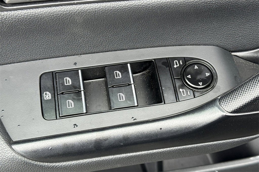 Used 2025 MAZDA CX-50 AWD 2.5 S w/ Preferred Package image 16