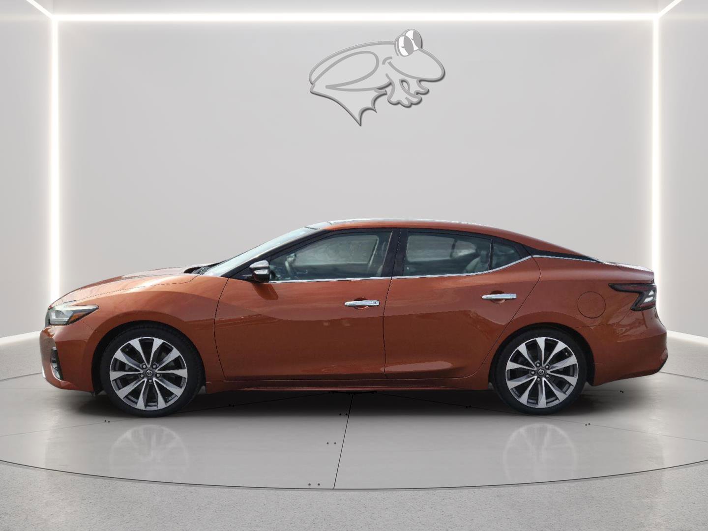 Used 2020 Nissan Maxima Platinum w/ Sport Mat Group image 2