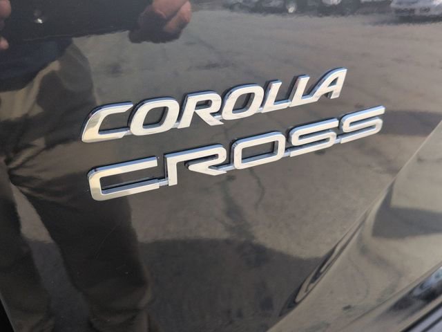 Used 2024 Toyota Corolla Cross LE image 32
