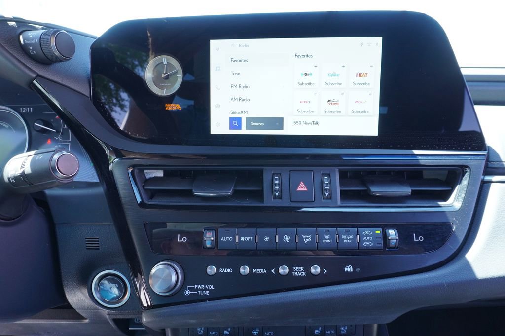 Used 2024 Lexus ES 300h w/ Premium Package image 20