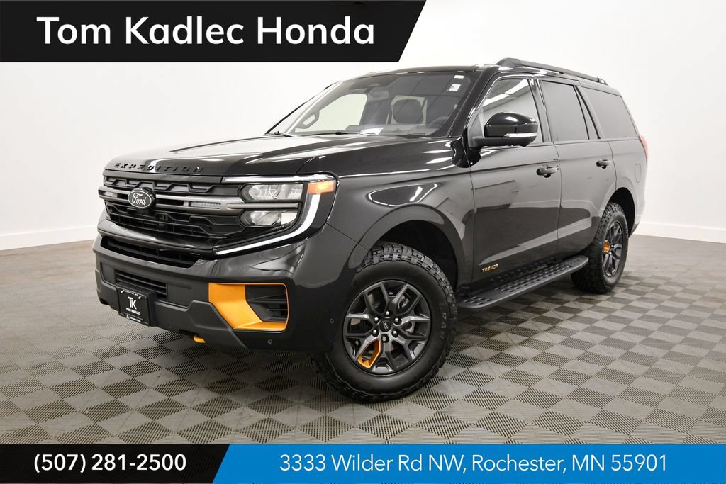 Used 2025 Ford Expedition Tremor AWD/4WD image 1