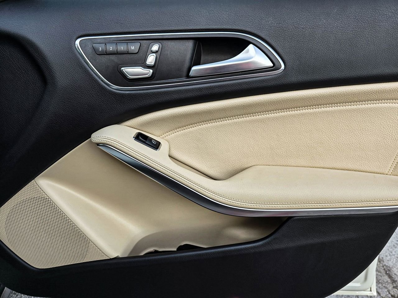 Used 2018 Mercedes-Benz GLA 250 image 39