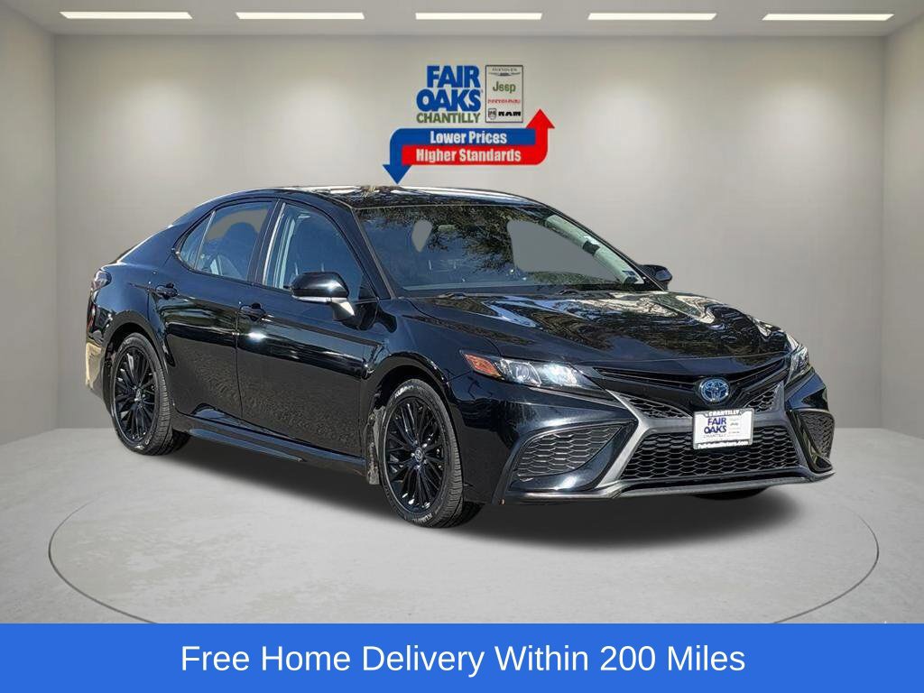 Used 2022 Toyota Camry SE