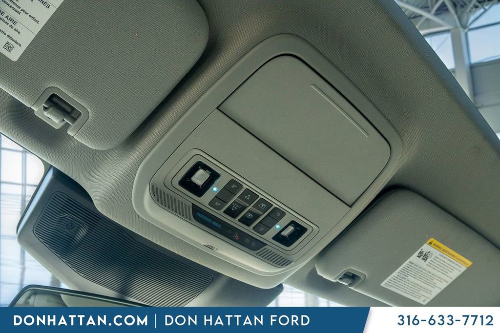 Used 2023 Ford Explorer XLT w/ Equipment Group 202A AWD/4WD image 14