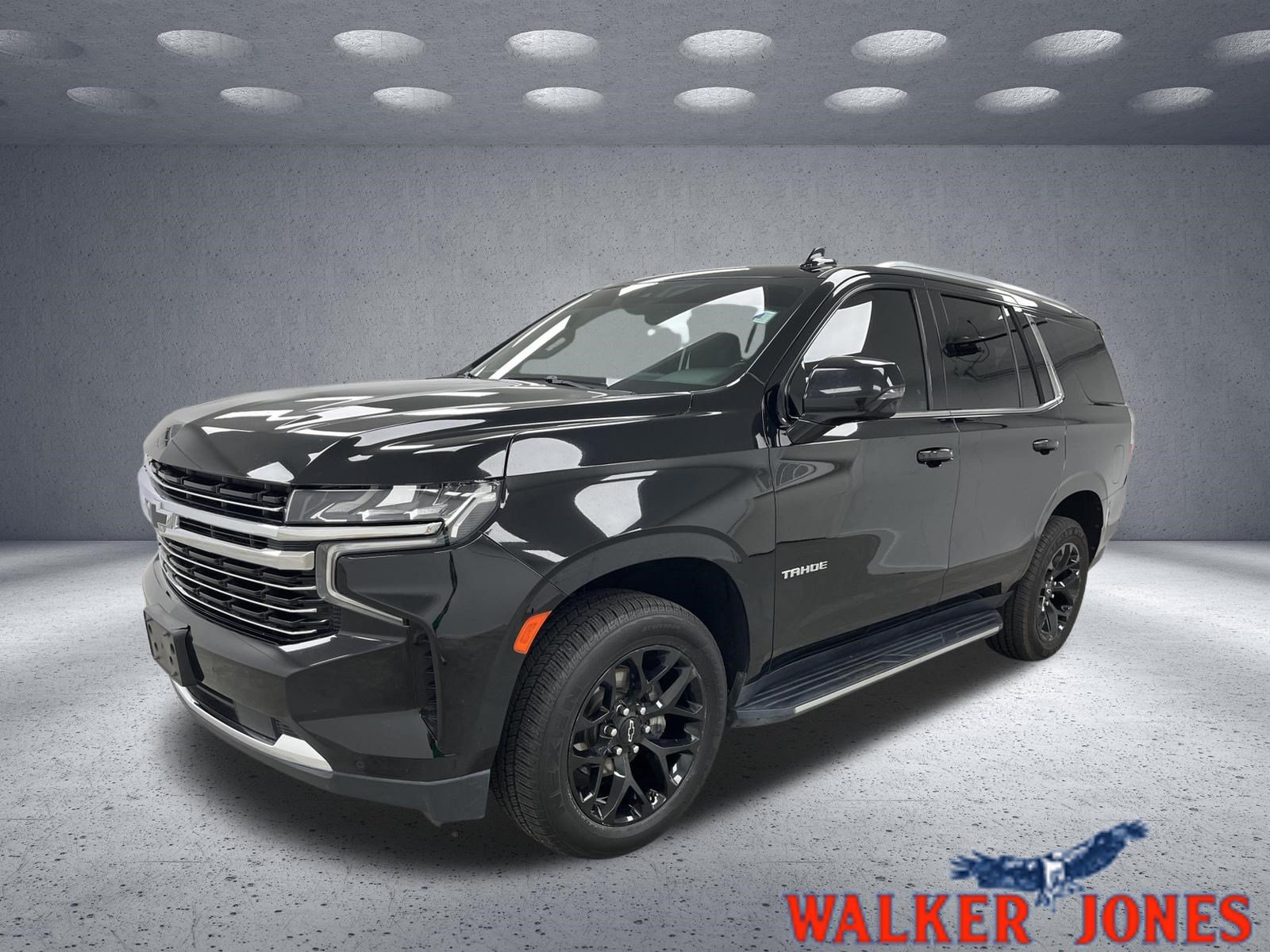 Used 2022 Chevrolet Tahoe LT w/ Luxury Package AWD/4WD image 1