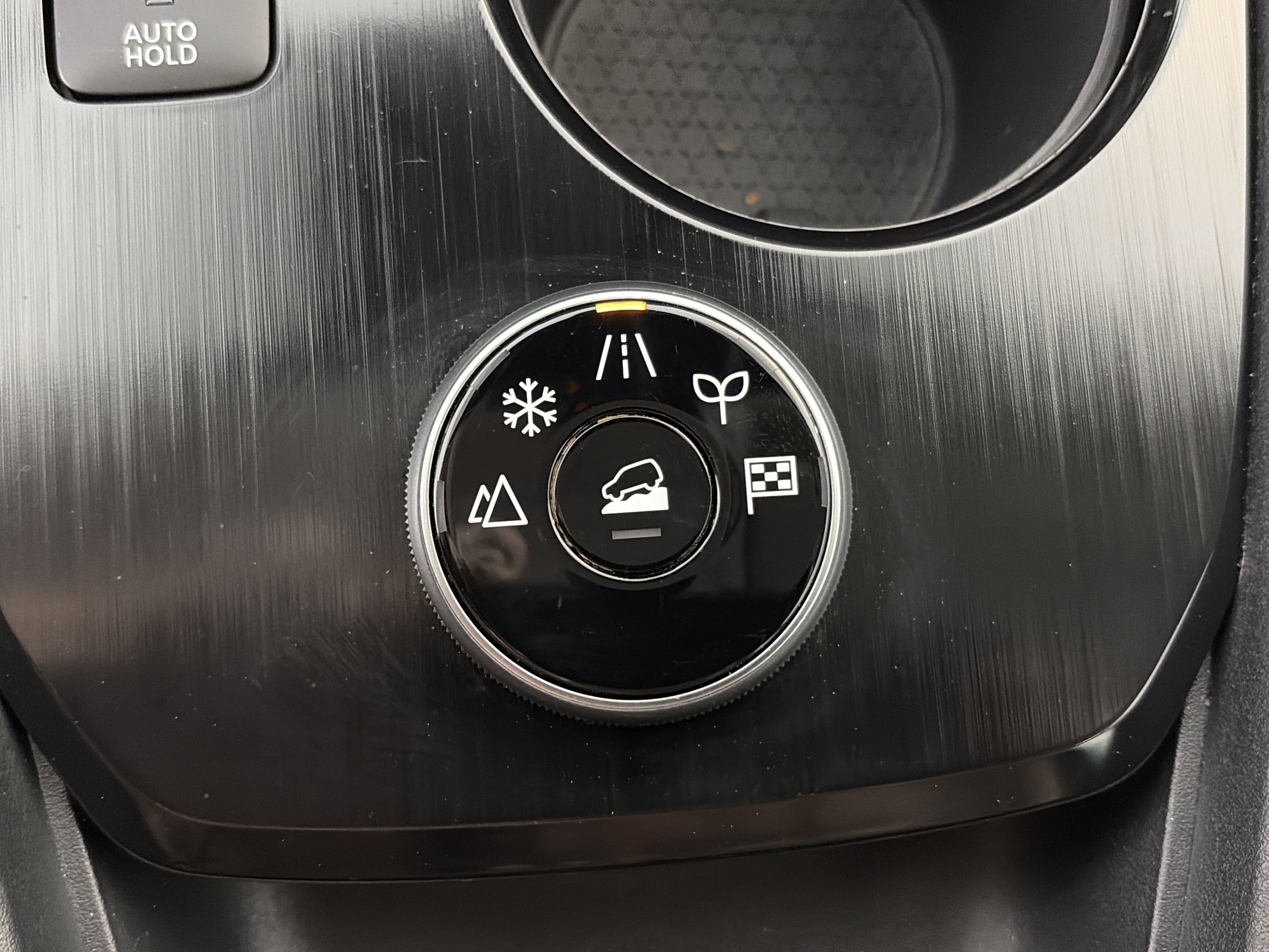 Used 2025 Nissan Rogue SV image 28