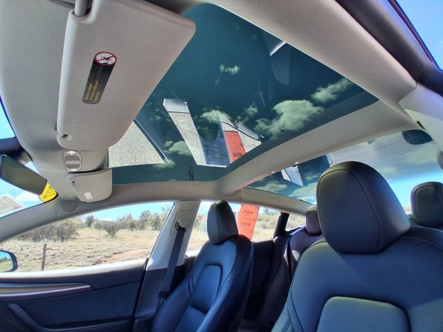 Used 2023 Tesla Model 3 Performance image 10