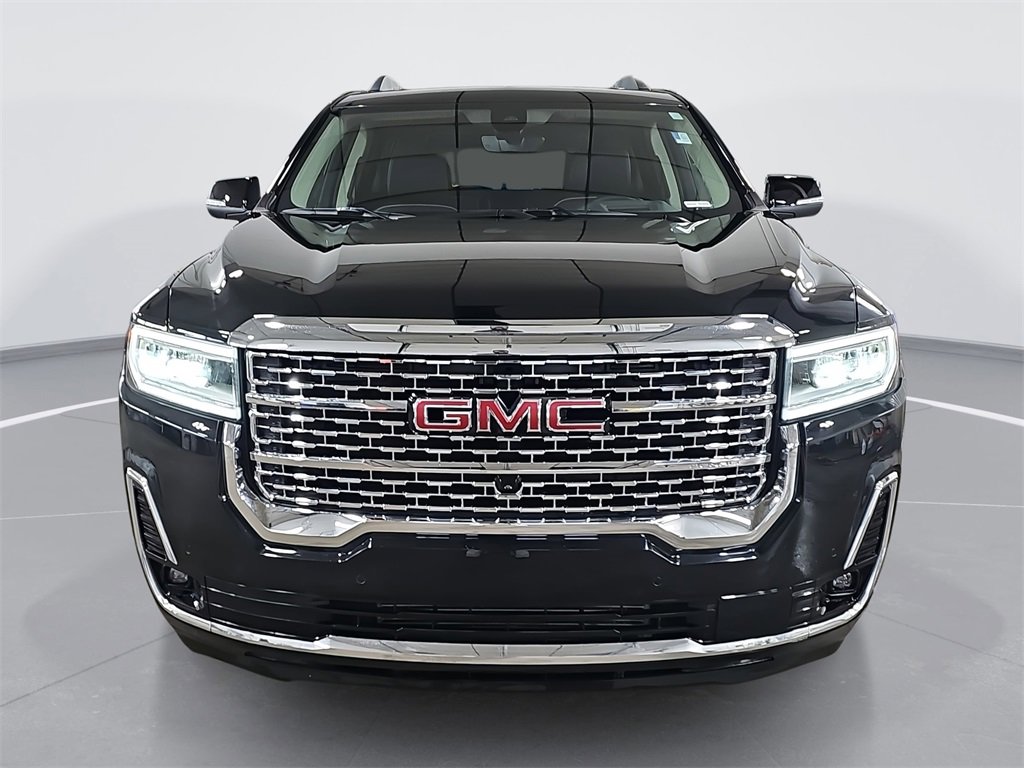 Used 2023 GMC Acadia Denali w/ Black Diamond Edition image 8