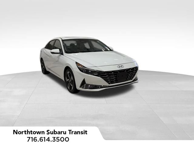 Used 2023 Hyundai Elantra Limited image 1