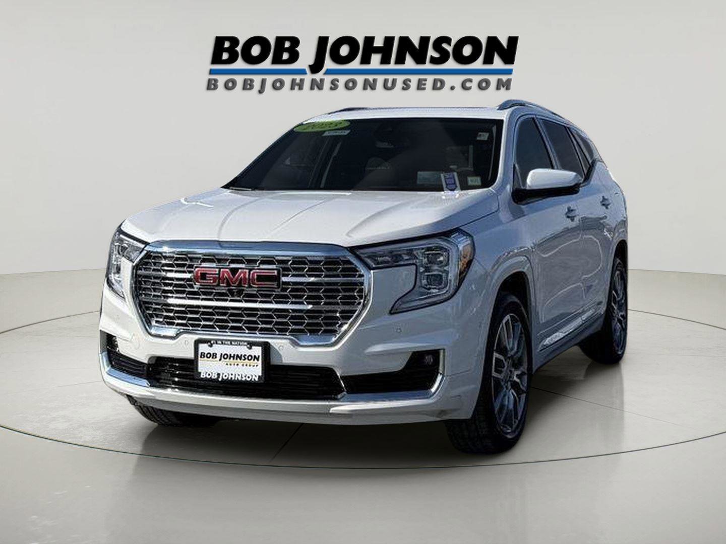 Used 2023 GMC Terrain Denali w/ Denali Premium Package image 5