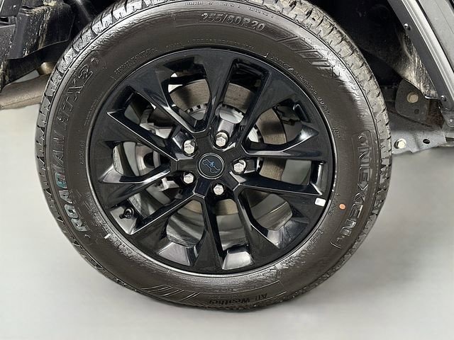 Used 2025 Jeep Wrangler Unlimited Sahara w/ Safety Group image 31