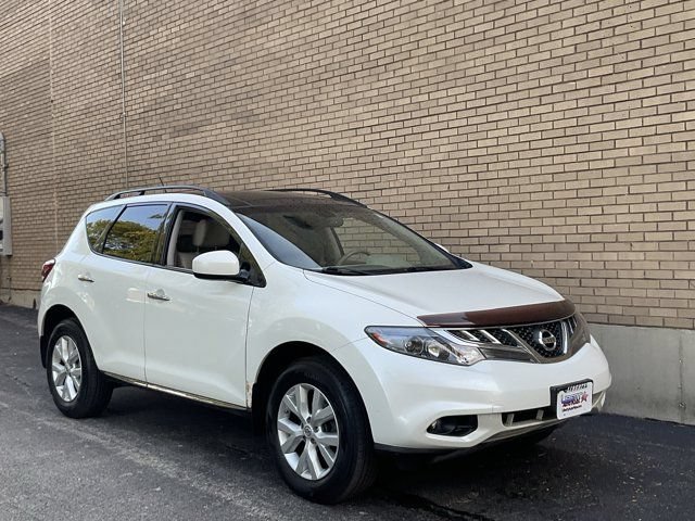 Used 2013 Nissan Murano SL w/ Navigation Pkg AWD/4WD image 2