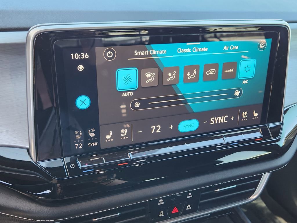 Used 2024 Volkswagen Atlas Cross Sport SE image 9