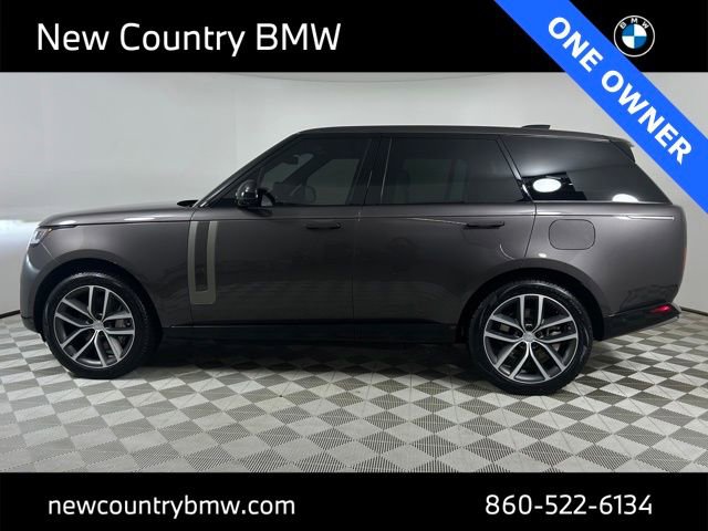 Used 2025 Land Rover Range Rover SE image 4