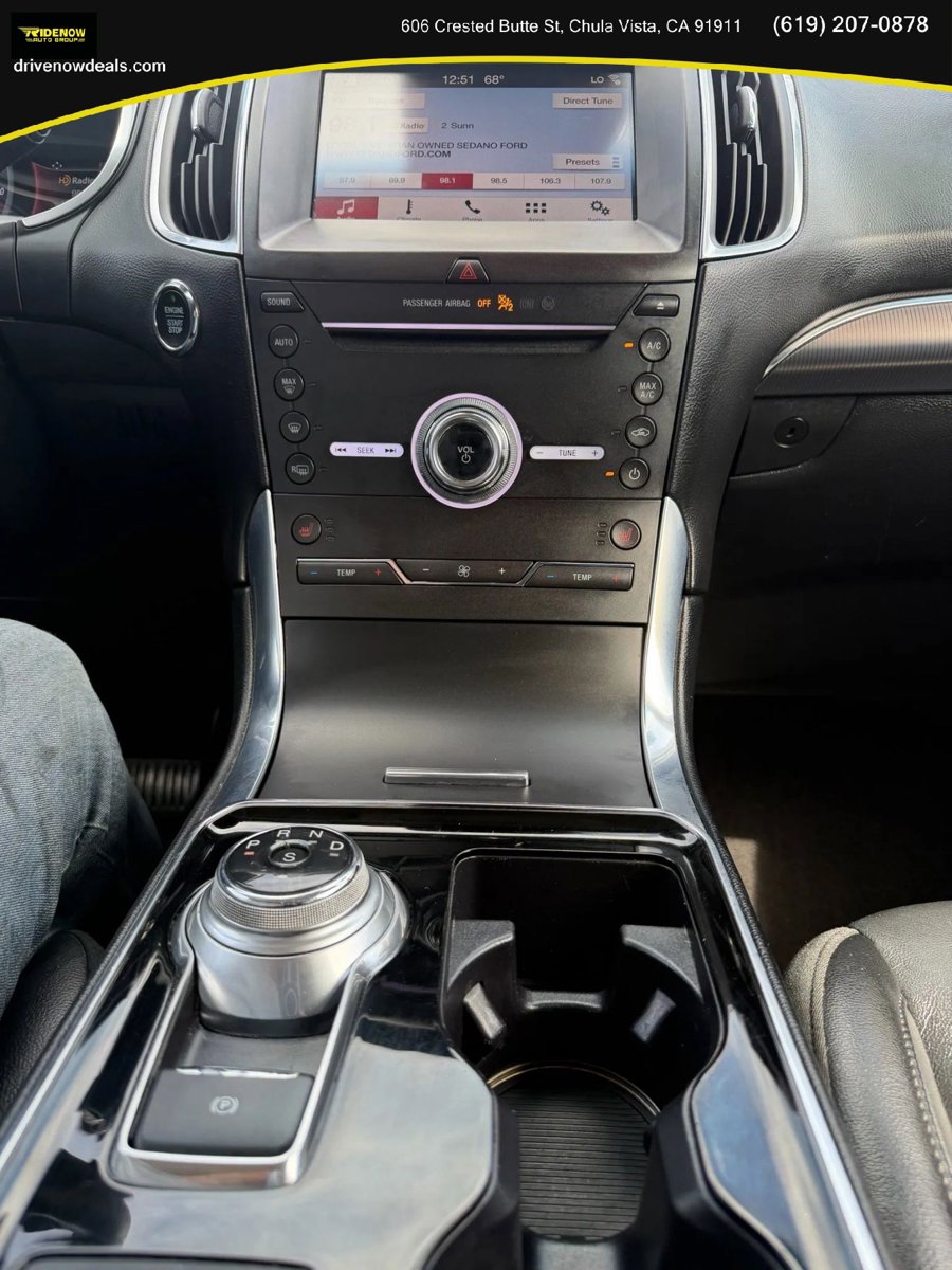 Used 2019 Ford Edge Titanium FWD image 20