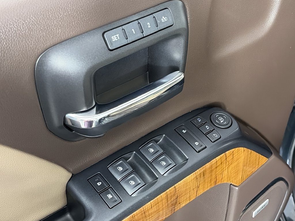 Used 2018 GMC Sierra 1500 SLT w/ SLT Premium Package AWD/4WD image 24