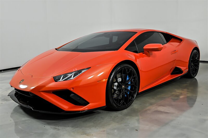 Used 2021 Lamborghini Huracan EVO RWD image 4