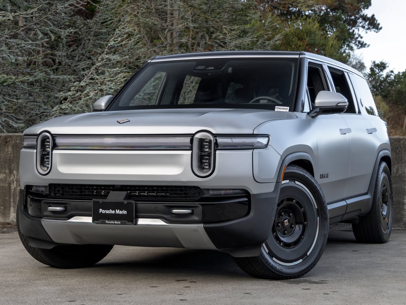 Used 2025 Rivian R1S Adventure Dual