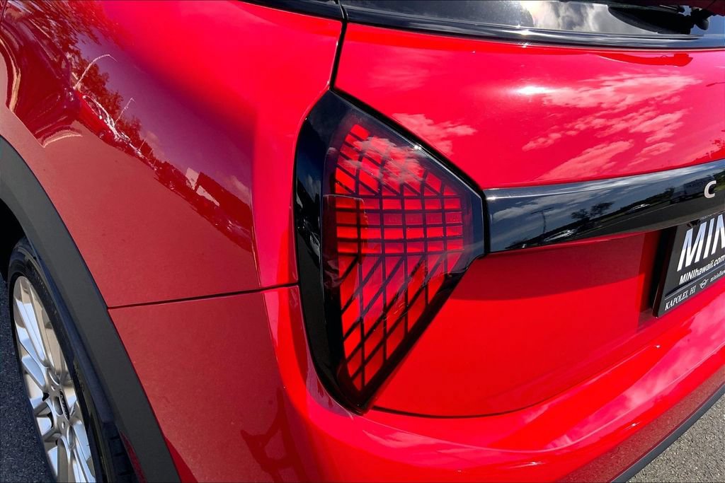 Certified 2025 MINI Cooper S FWD image 29