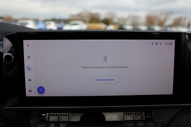 Used 2025 Toyota Camry XLE image 26