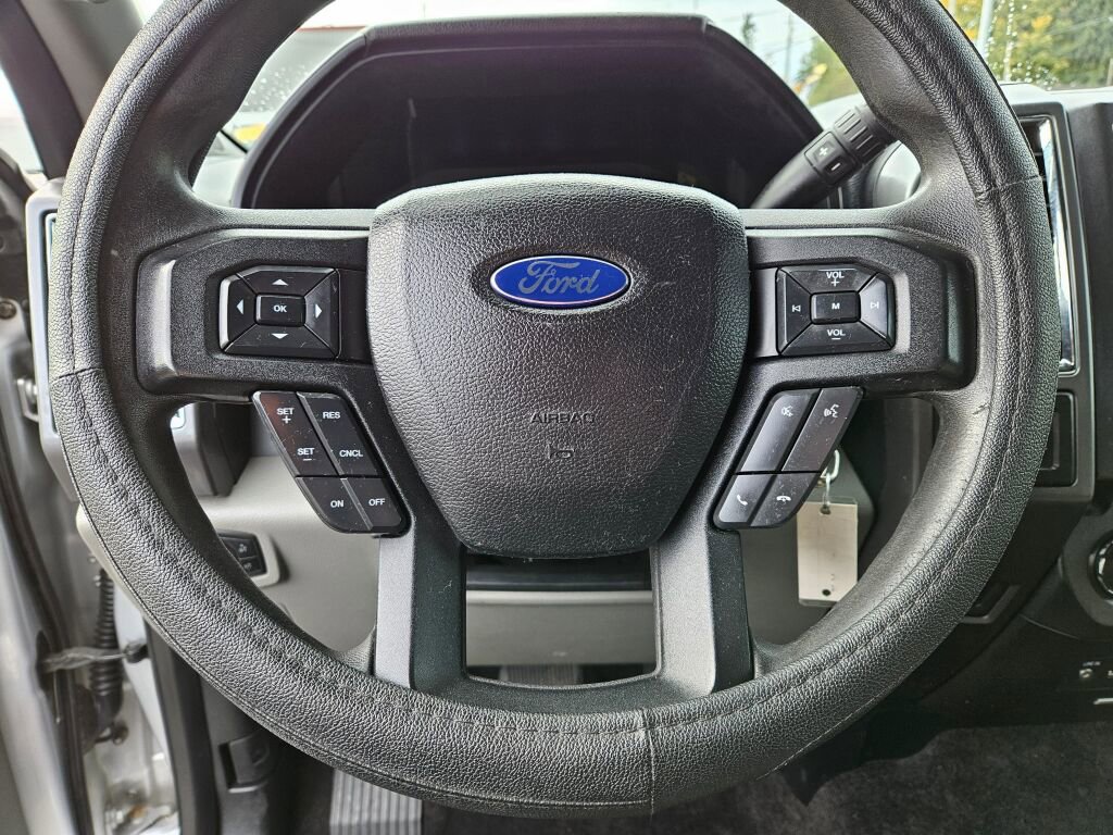 Used 2015 Ford F150 XLT image 16