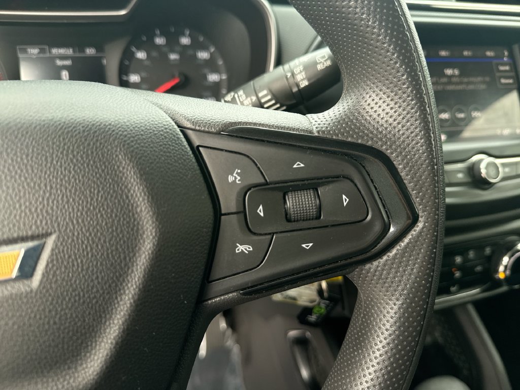 Used 2021 Chevrolet TrailBlazer LS FWD image 18