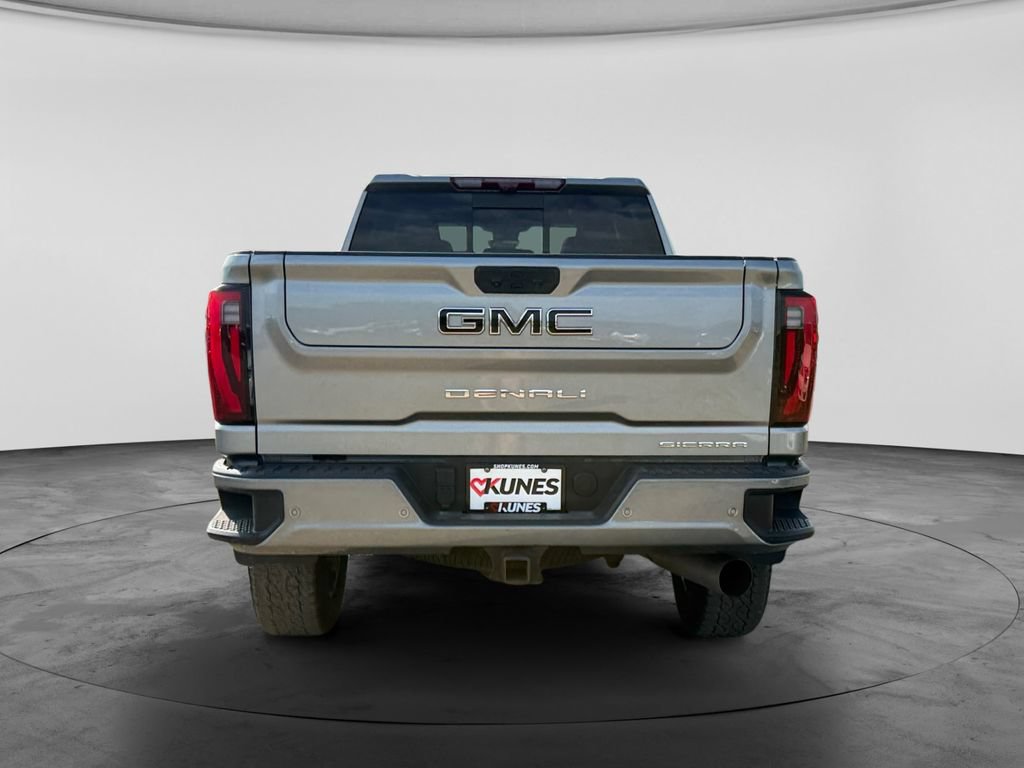 Used 2024 GMC Sierra 3500 Denali w/ Denali Reserve Package AWD/4WD image 9