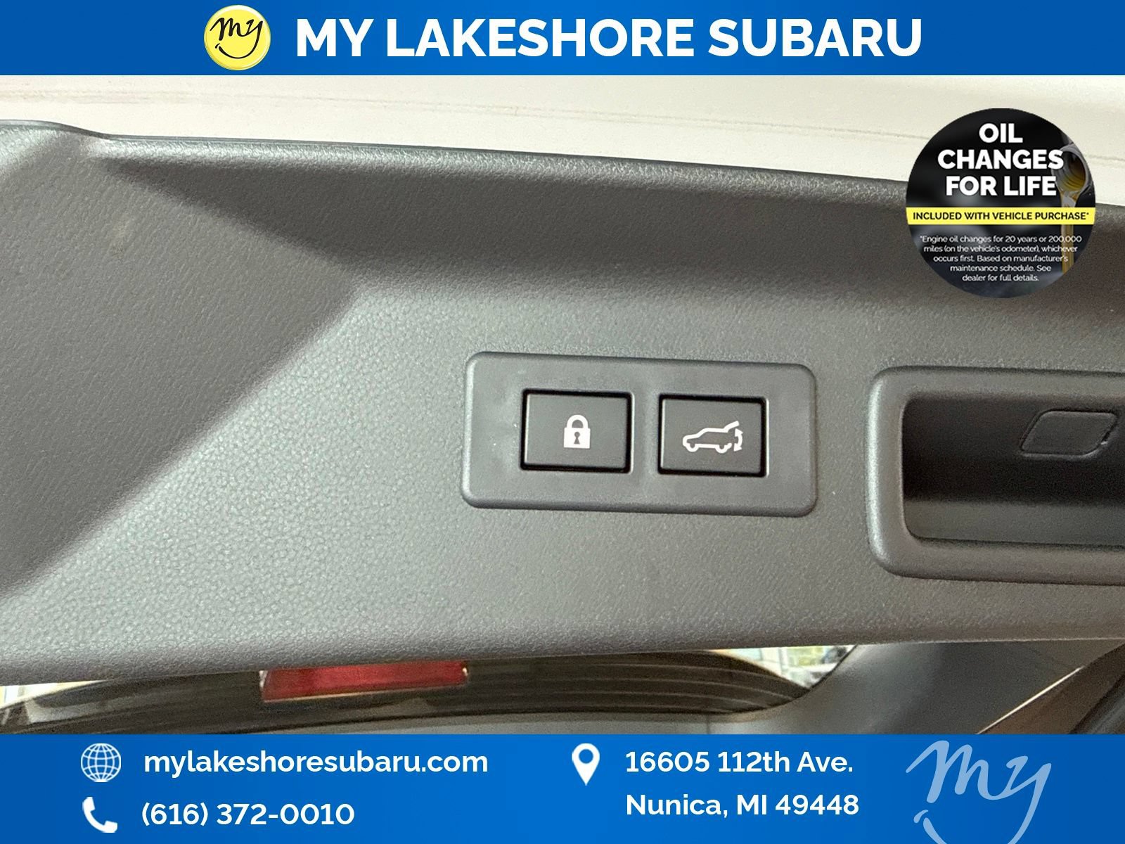 Certified 2025 Subaru Forester Premium AWD/4WD image 30