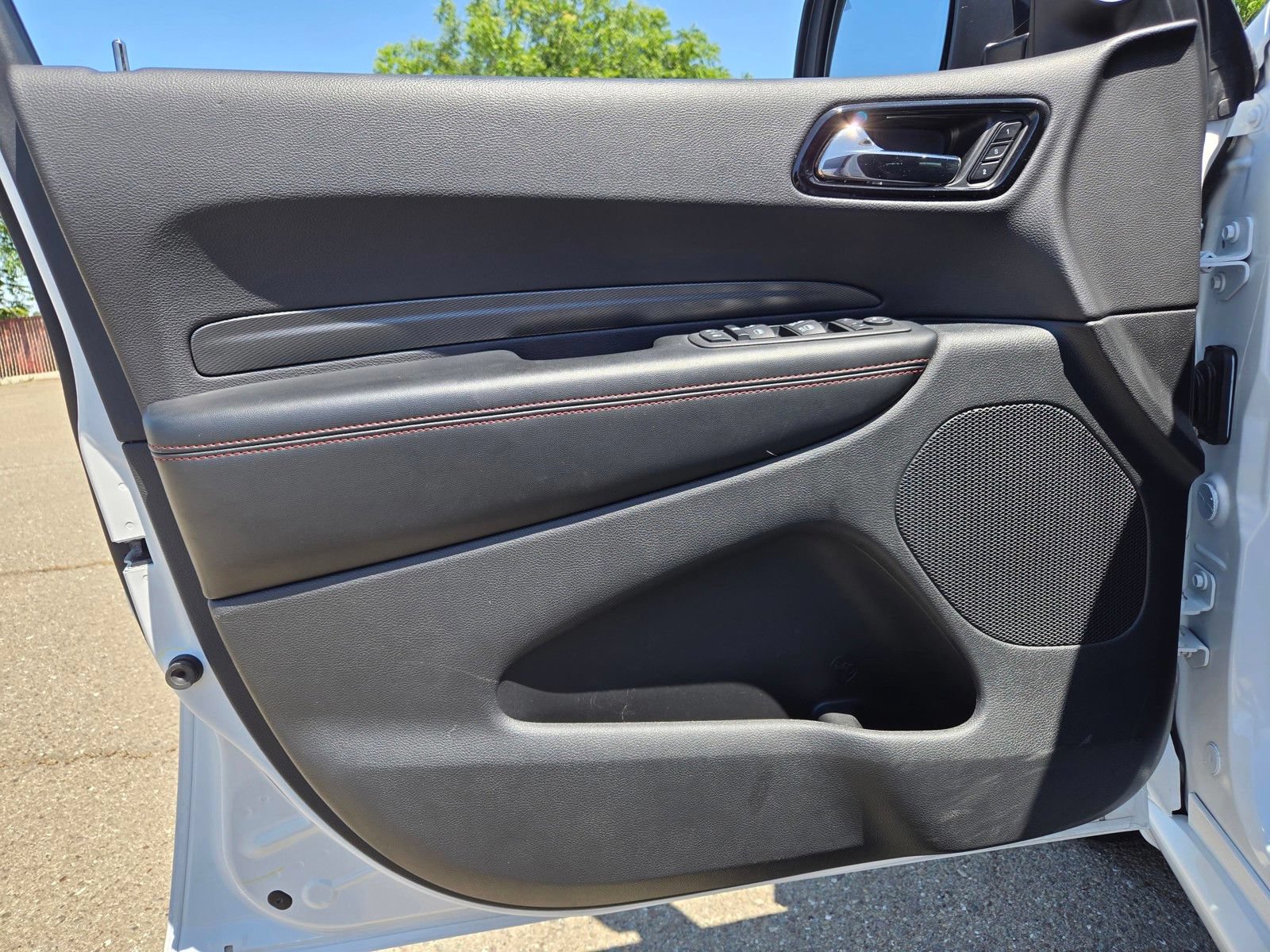 Used 2025 Dodge Durango GT AWD/4WD image 13