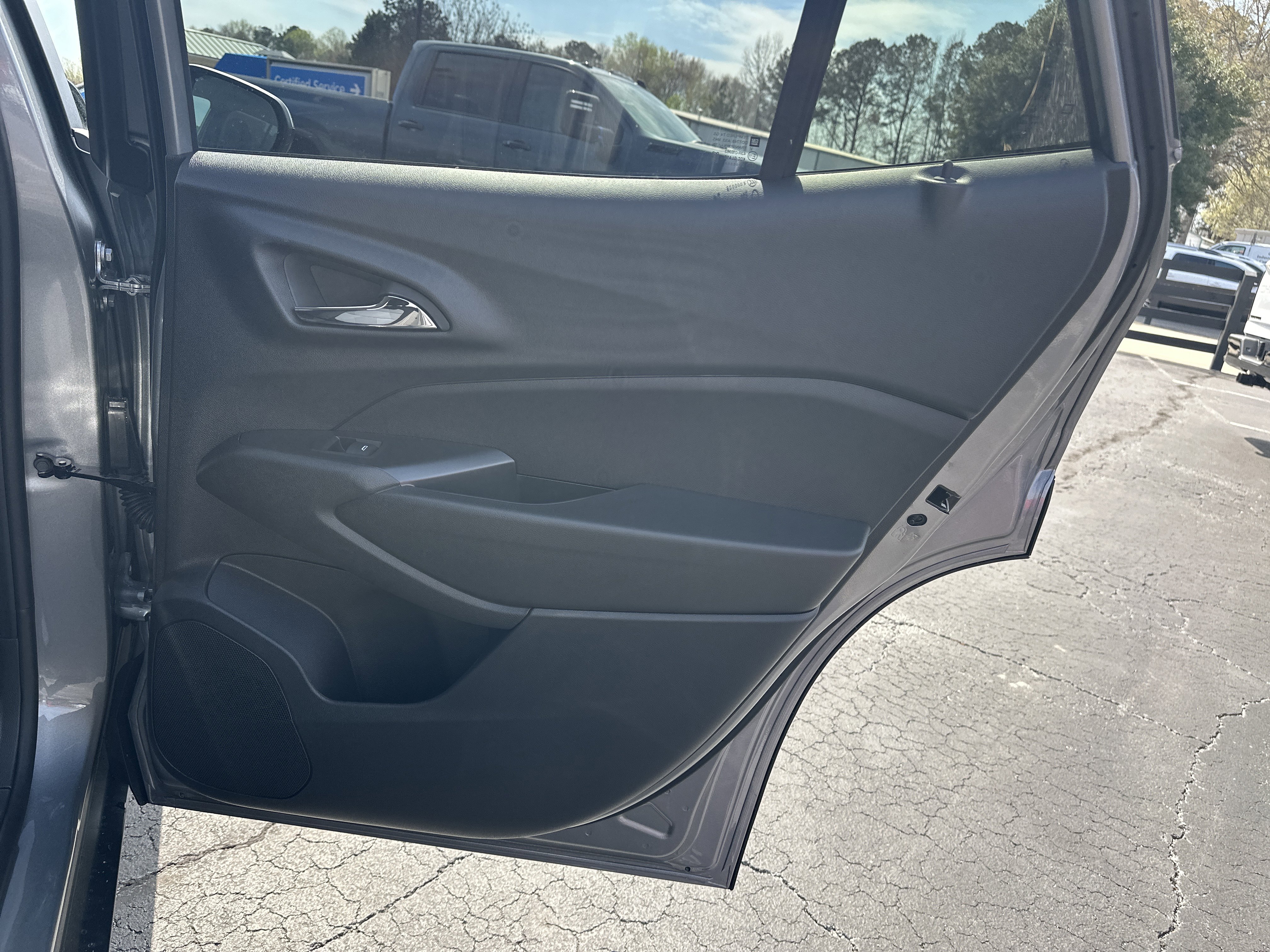 New 2026 Chevrolet Trax LS image 18