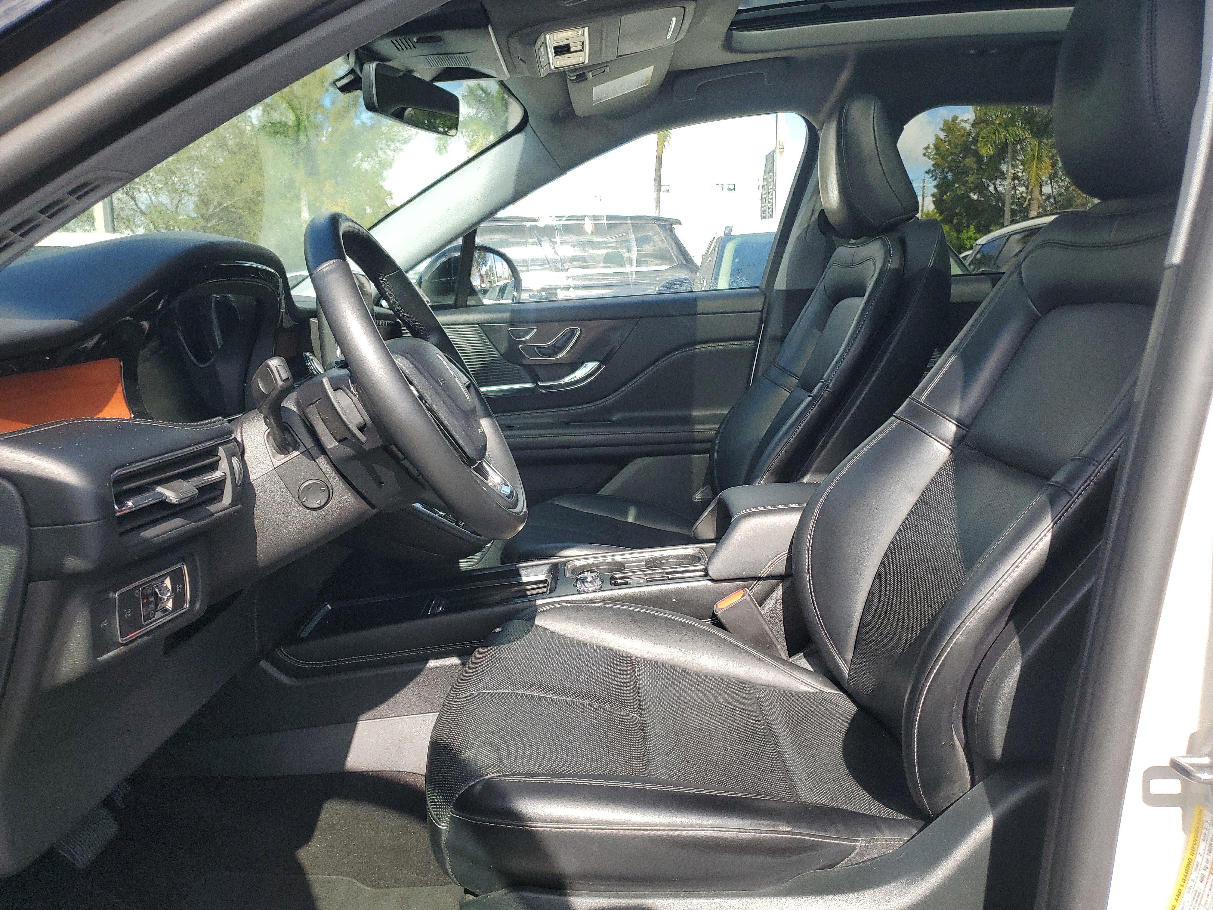 Certified 2022 Lincoln Corsair Reserve image 15