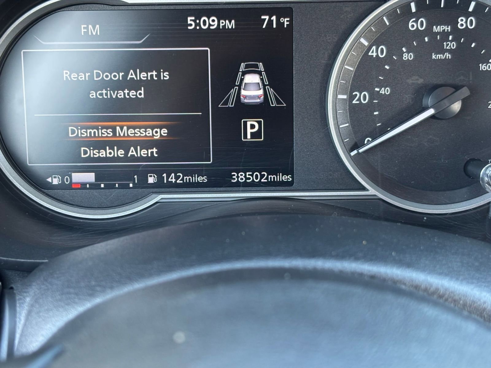 Used 2025 Nissan Versa SV image 38