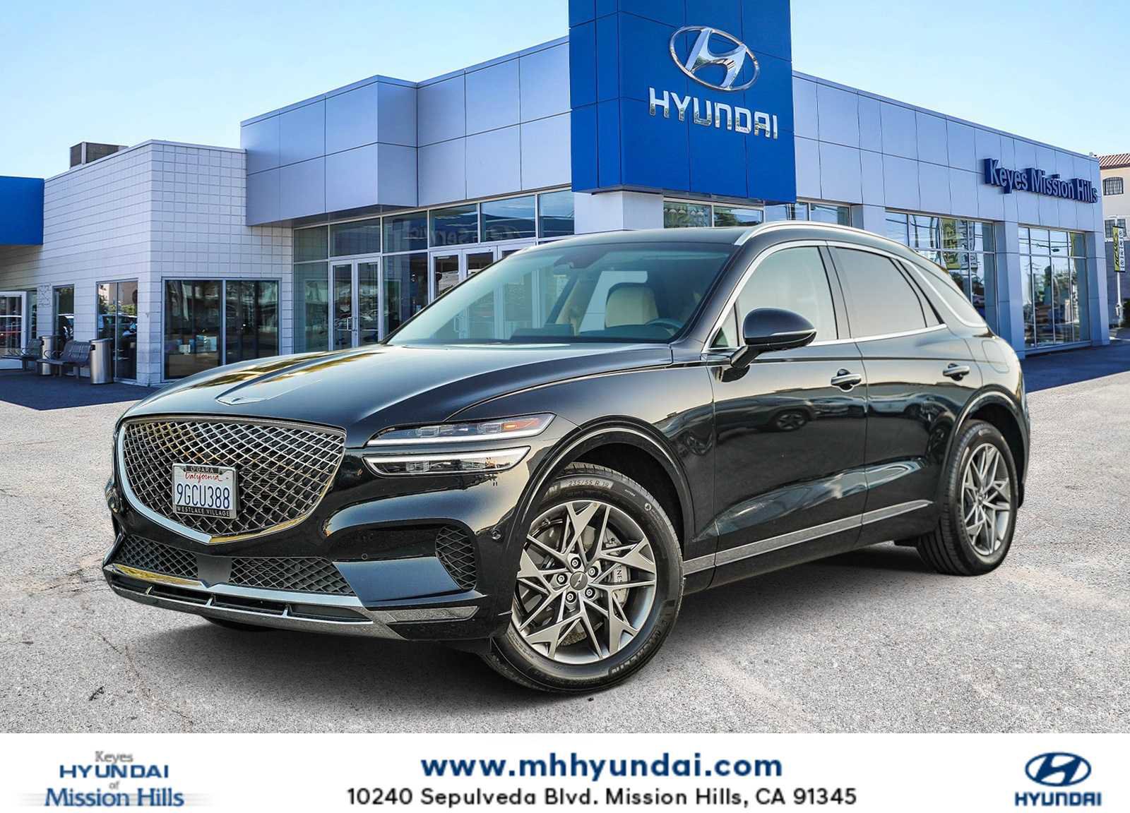 Used 2023 Genesis GV70 2.5T w/ Advanced Package