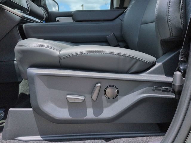 New 2027 Ford Expedition Max Active RWD image 20