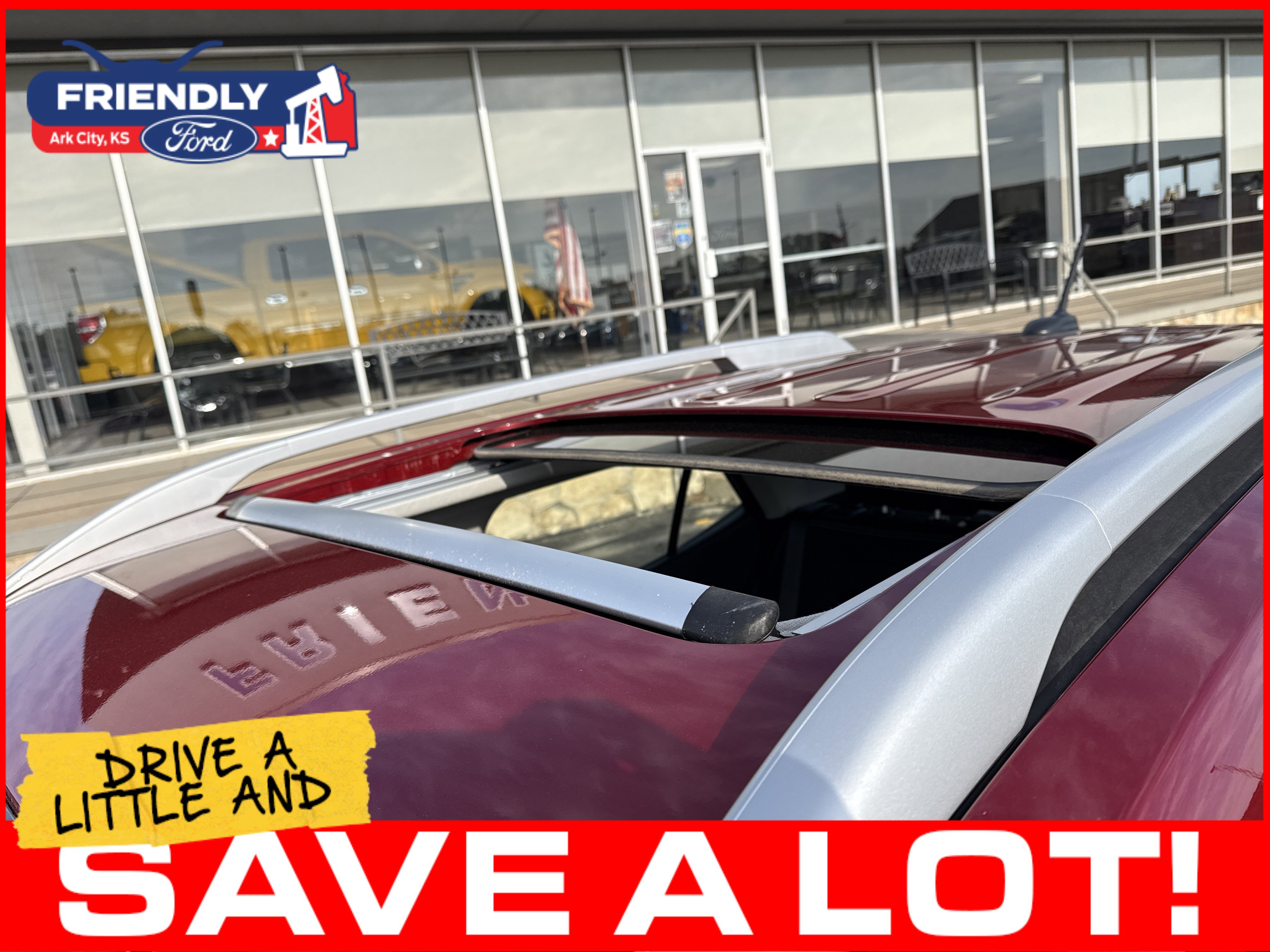 Used 2025 Hyundai Venue SEL FWD image 20