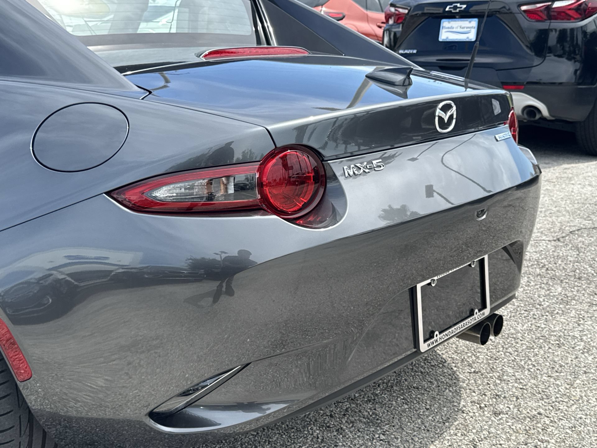 Used 2022 MAZDA MX-5 Miata RF Grand Touring RWD image 11