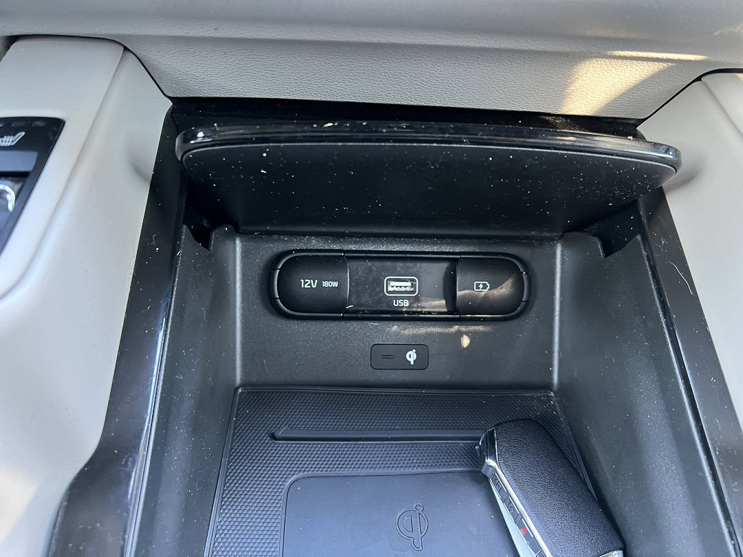 Used 2022 Kia Telluride SX w/ SX Prestige Package image 26