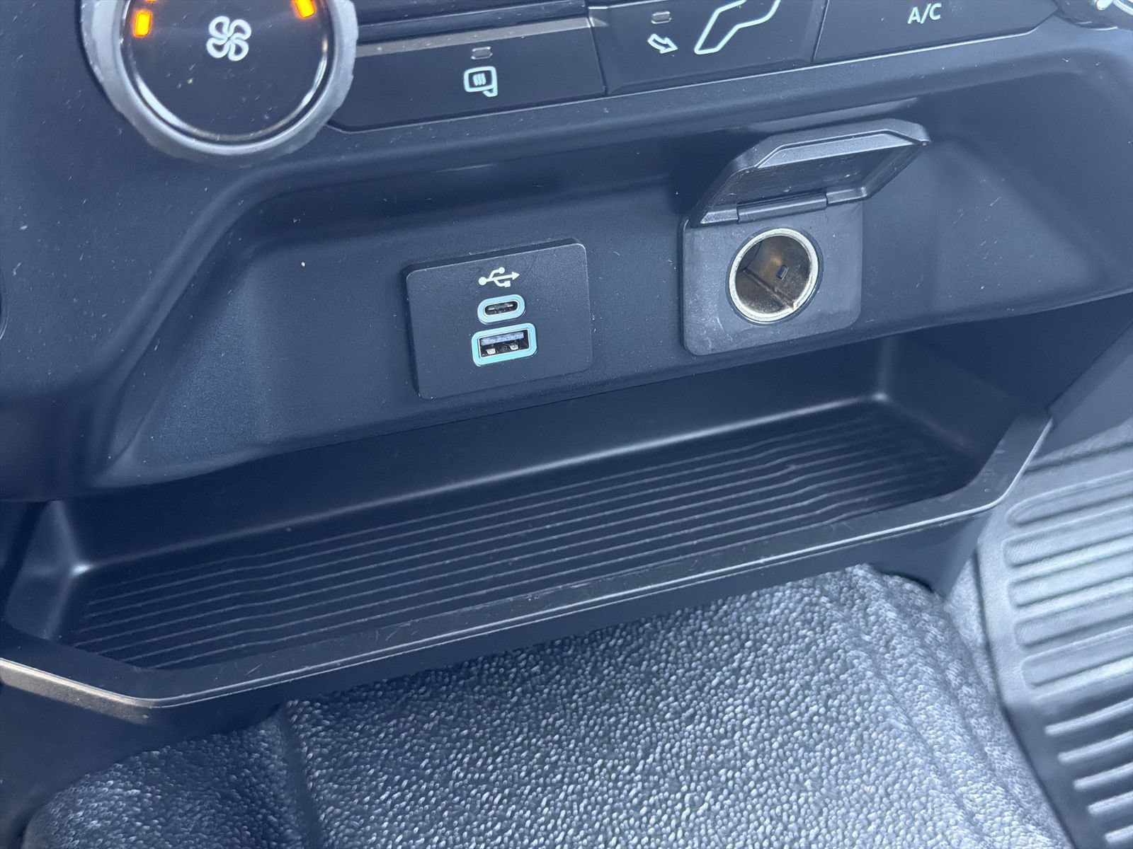Certified 2024 Ford F350 XL AWD/4WD image 33