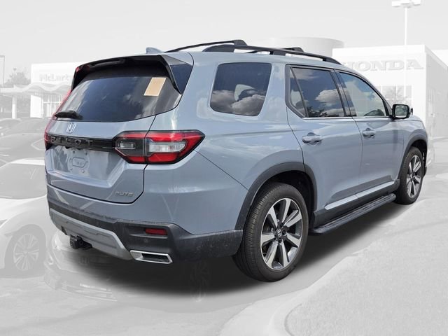 Used 2024 Honda Pilot Elite image 6