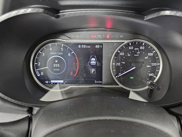 New 2025 Nissan Versa SR image 30