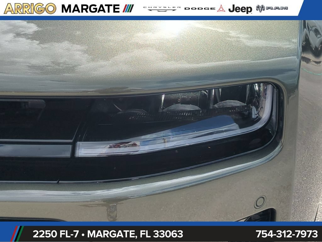 New 2026 Dodge Charger Scat Pack w/ Blacktop Package AWD/4WD image 10