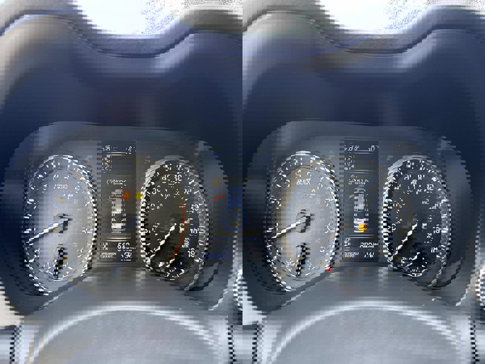 Used 2022 INFINITI Q50 Luxe w/ Cargo Package image 29