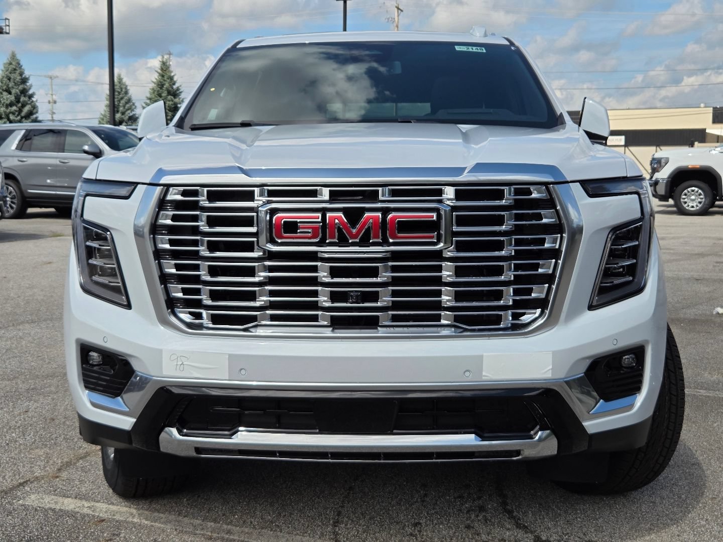 New 2026 GMC Yukon XL Denali w/ Sun & Power Step Package AWD/4WD image 14