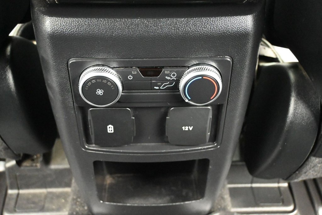 Used 2020 Ford Explorer XLT w/ Equipment Group 202A RWD image 21