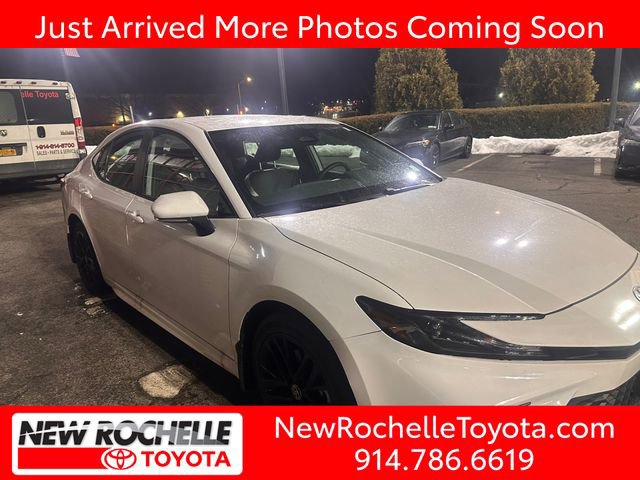 Certified 2025 Toyota Camry XSE image 1