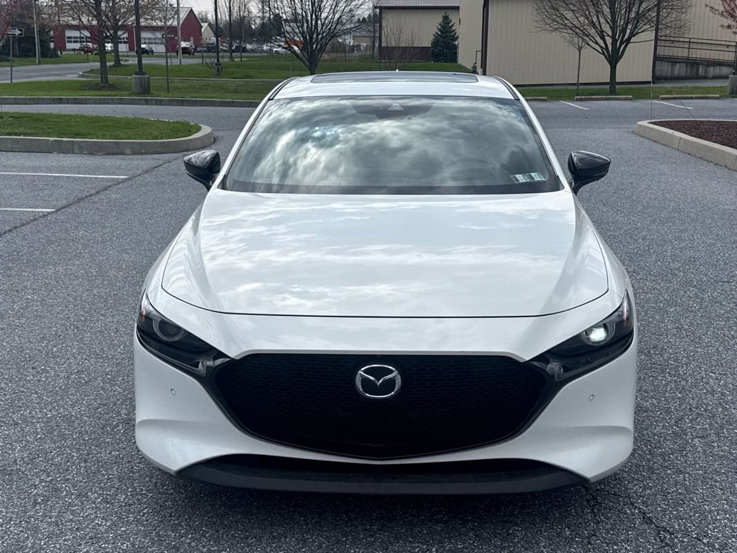 Used 2021 MAZDA MAZDA3 Hatchback w/ Appearance Package AWD/4WD image 2