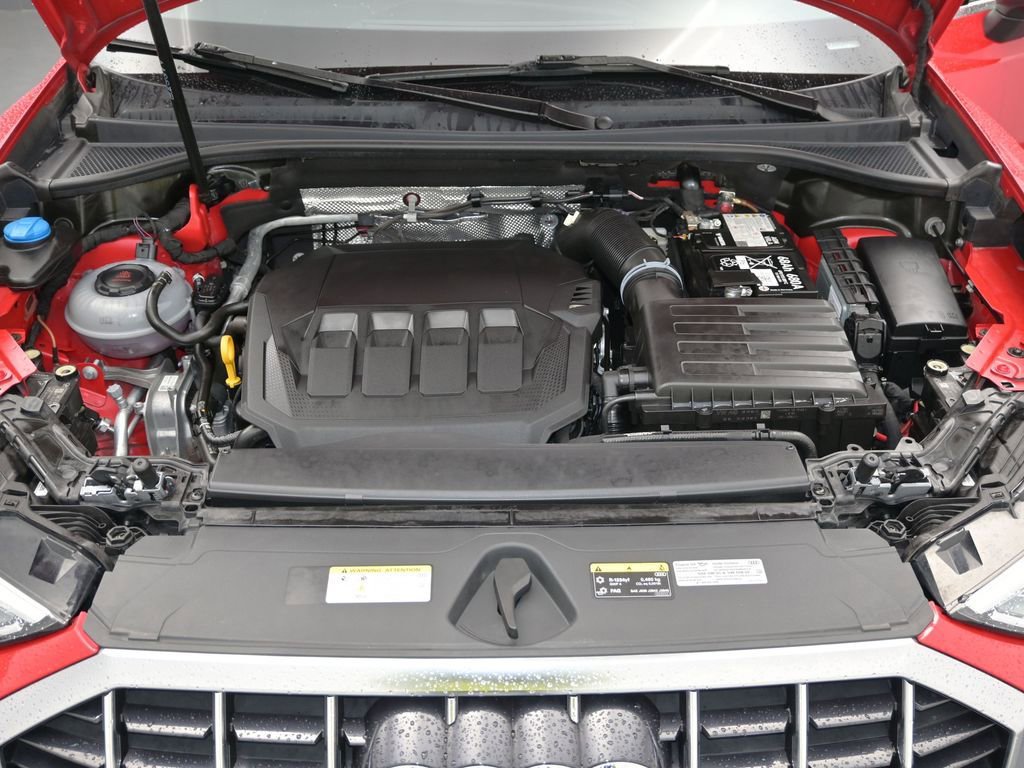 Used 2024 Audi Q3 2.0T Premium image 12