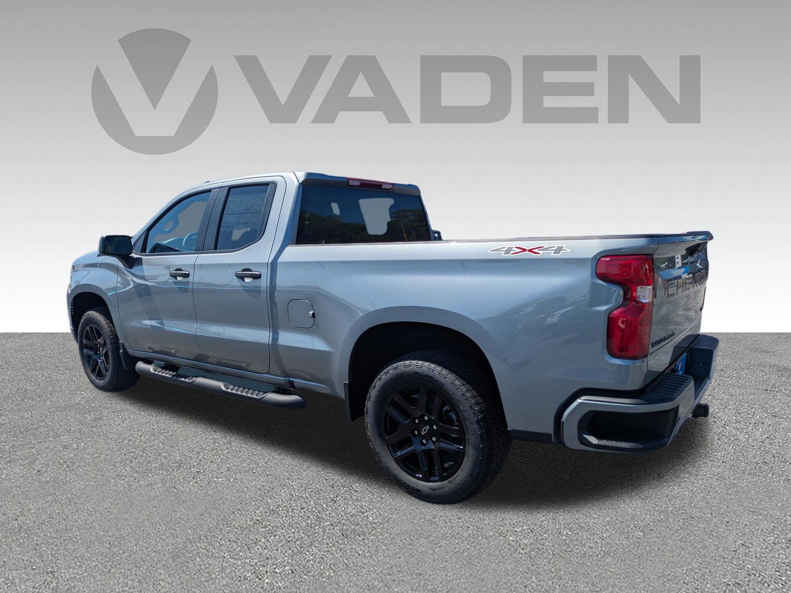 New 2026 Chevrolet Silverado 1500 Custom w/ Turbomax Blackout Package AWD/4WD image 25