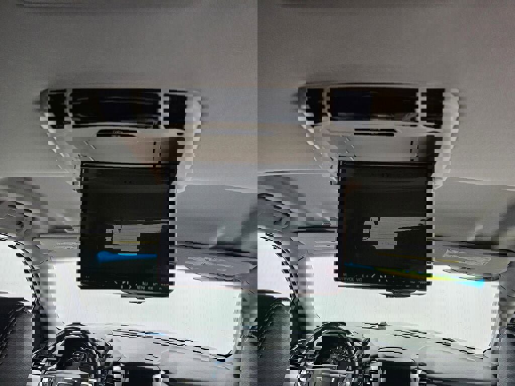 Used 2015 GMC Yukon SLE w/ HD Trailering Package image 23