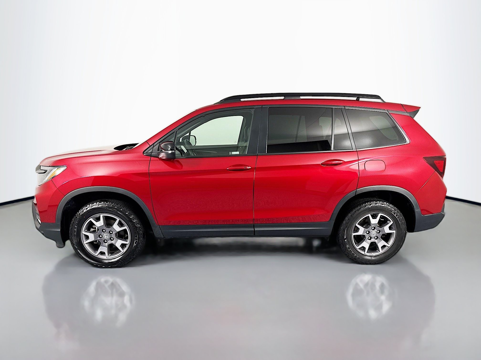 Certified 2023 Honda Passport TrailSport image 8